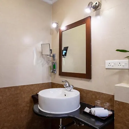 Goa Villagio Resort & Spa - A Unit Of Ihm, 10 Min Walk From Beach Betalbatim Exterior photo