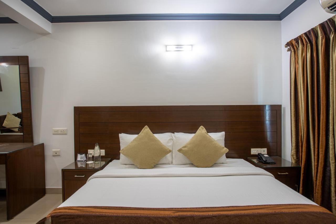 Resort Goa Villagio & - A Unit Of Ihm, 10 Min Walk From Betalbatim